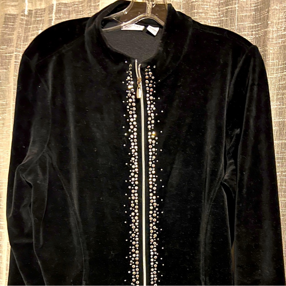 Women’s Top - Black label by Chicos Bust - 38”